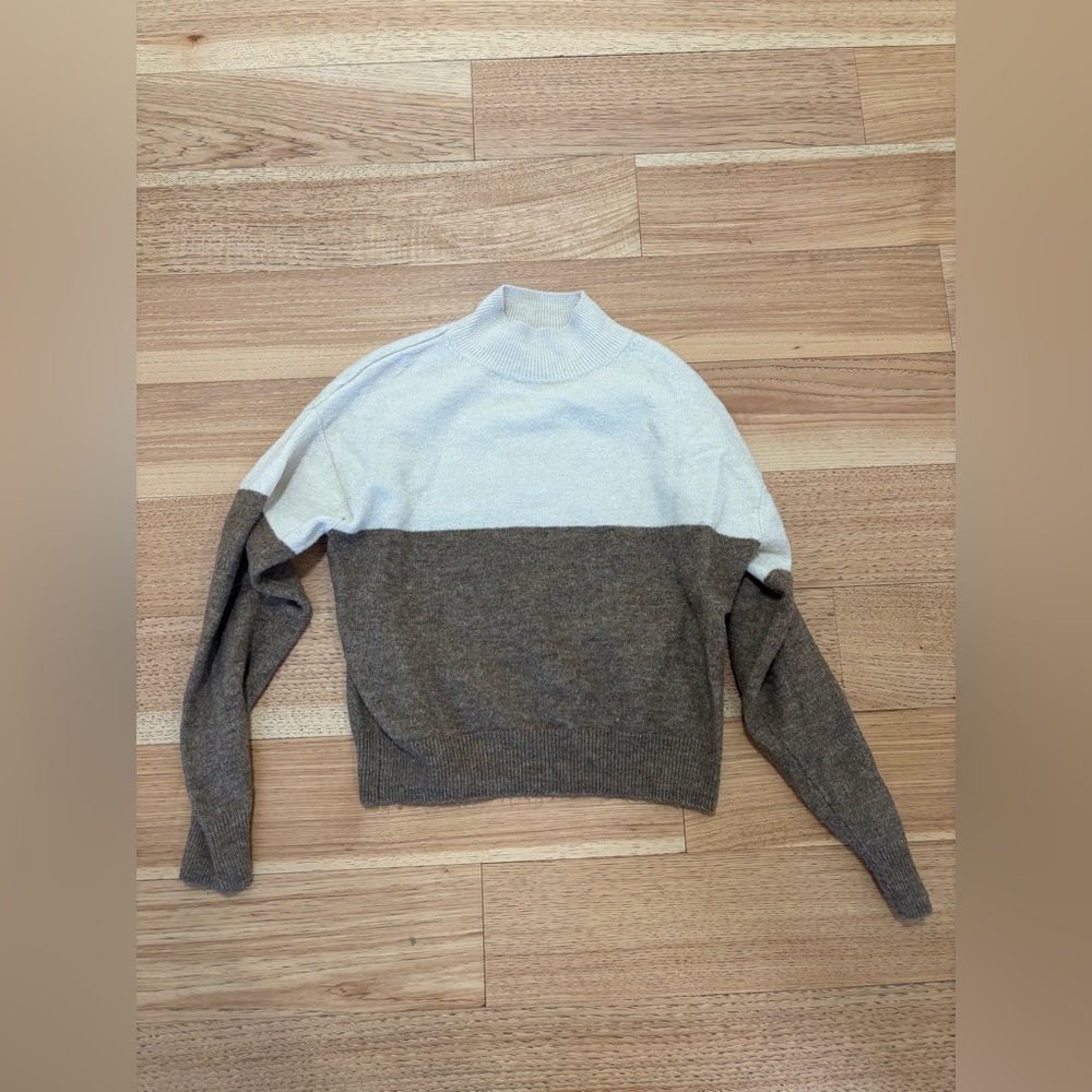 H&M Sweater